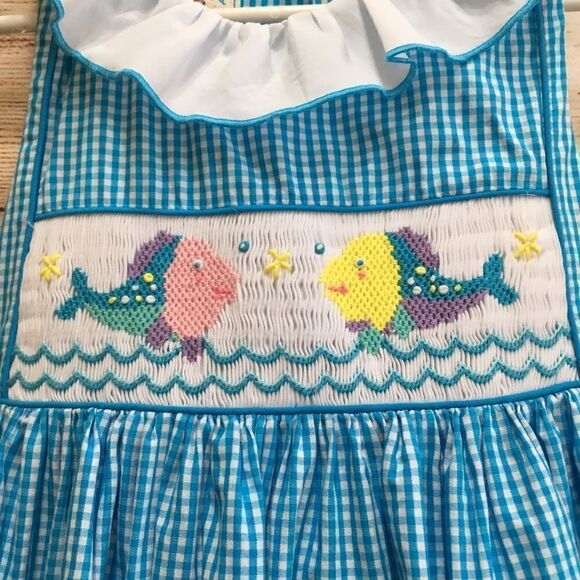 MARMELLATA SMOCKED GINGHAM DRESS WITH EMBROIDERED FISH‎ - Picture 4 of 10